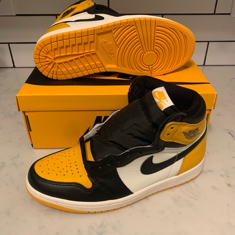 Nike Air Jordan 1 High OG Taxi